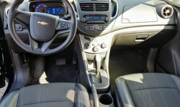 Interior – Panel central